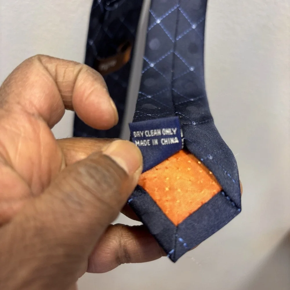 Nyne Silk Necktie Mens OS Navy Blue Geometric Diamond Polka Dot Hand Made Tie